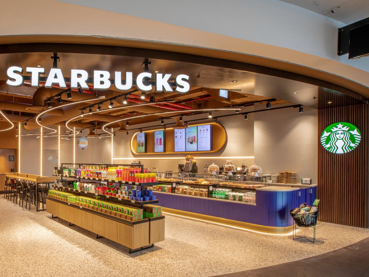 Las flagship stores de Starbucks en el mundo buscan ser más que cafeterías: espacios culturales, arquitectónicos y de comunidad. Foto/ stories.starbucks.com