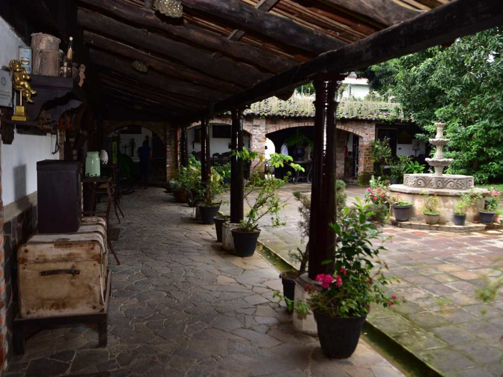 Cada rincón de Casa Degraciela conserva el encanto de una casa antigua, con el confort de un hotel boutique.