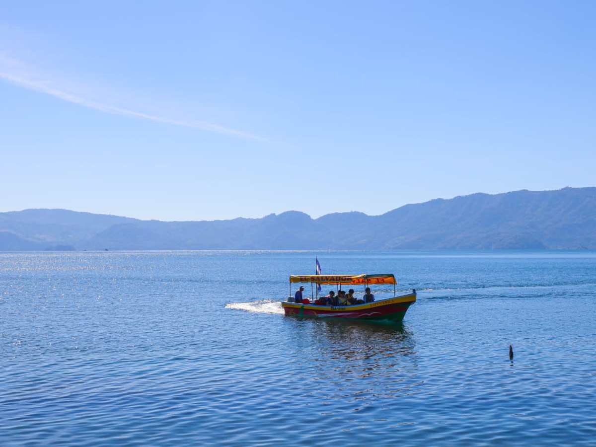 Actividades en el Lago de Ilopango