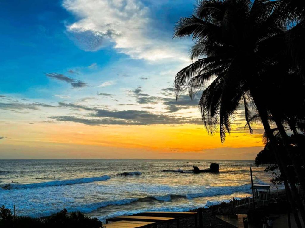 Atardecer Playa El Tunco 