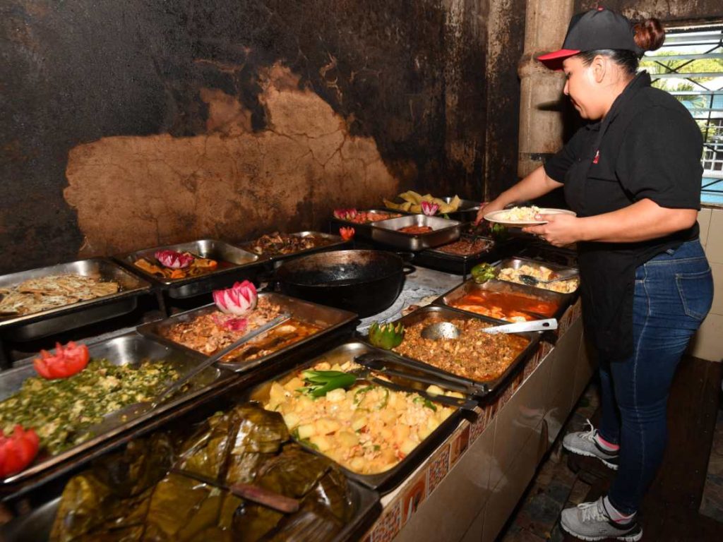 Comedor Yolan en El Salvador