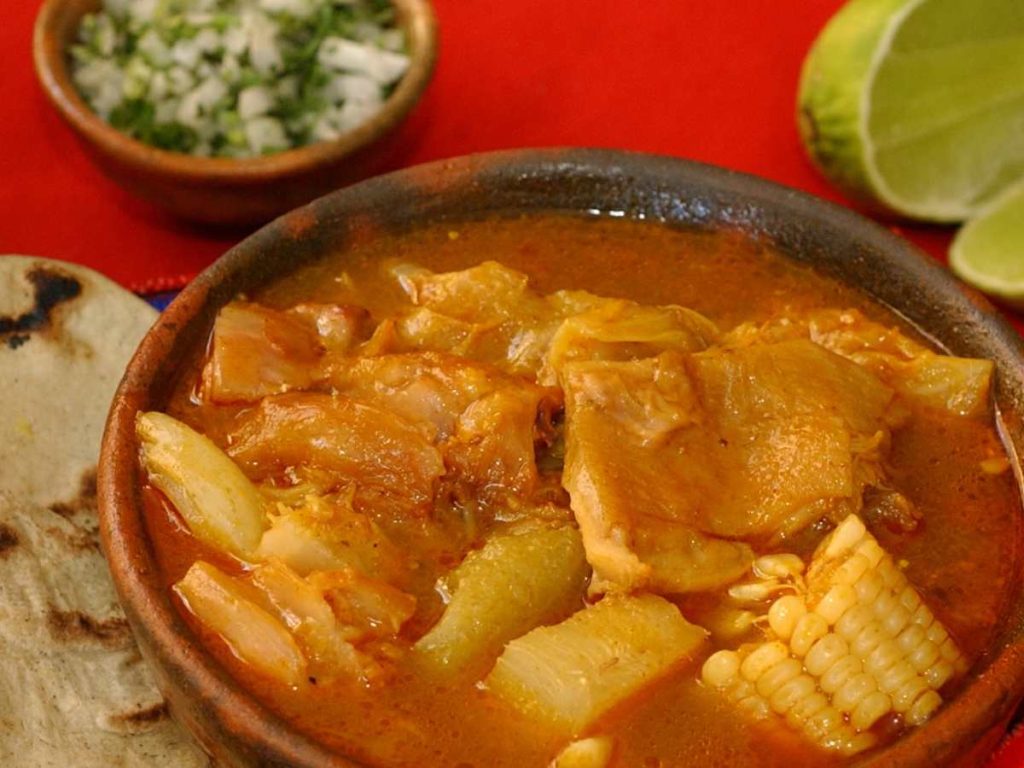 Lugares para comer sopa de patas en San Salvador