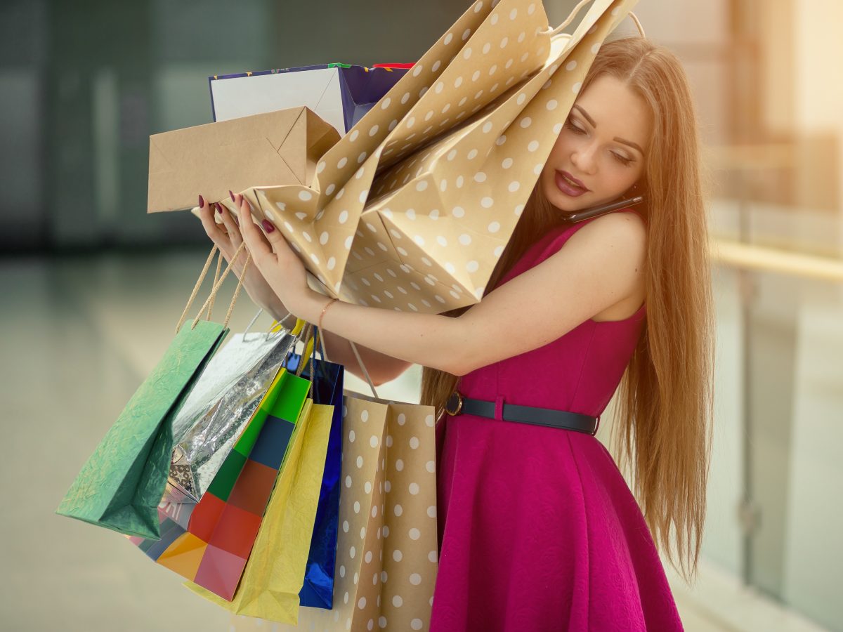 La compra compulsiva puede parecer una forma de alivio momentáneo, pero con el tiempo afecta la salud emocional y las finanzas personales.