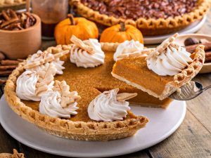 Sabores y aromas de otoño llegan a El Salvador con cafés y postres de calabaza. Una guía para disfrutar la Pumpkin Season en sus mejores versiones.