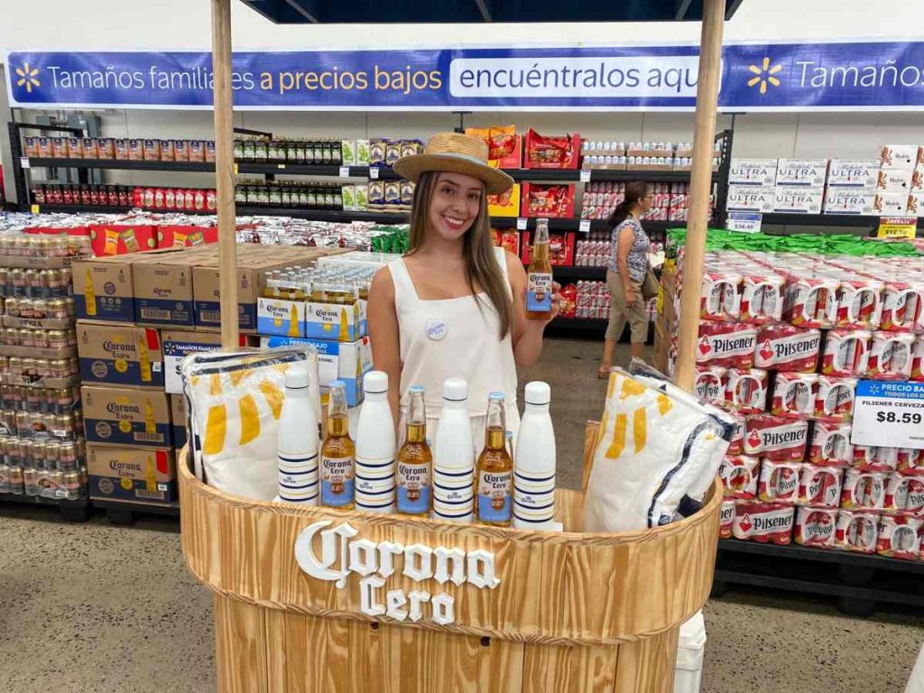 Espacios renovados para atención al cliente y experiencia de compra mejorada.