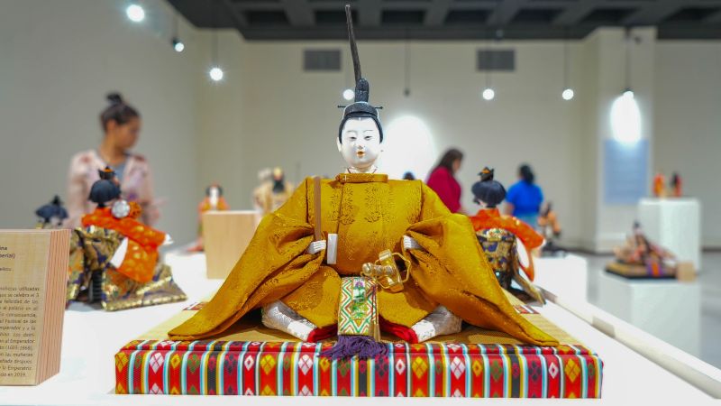 Esta es una Hina Ningyo que habita temporalmente en el Muna, como parte de la muestra. Foto: cortesía Embajada de Japón