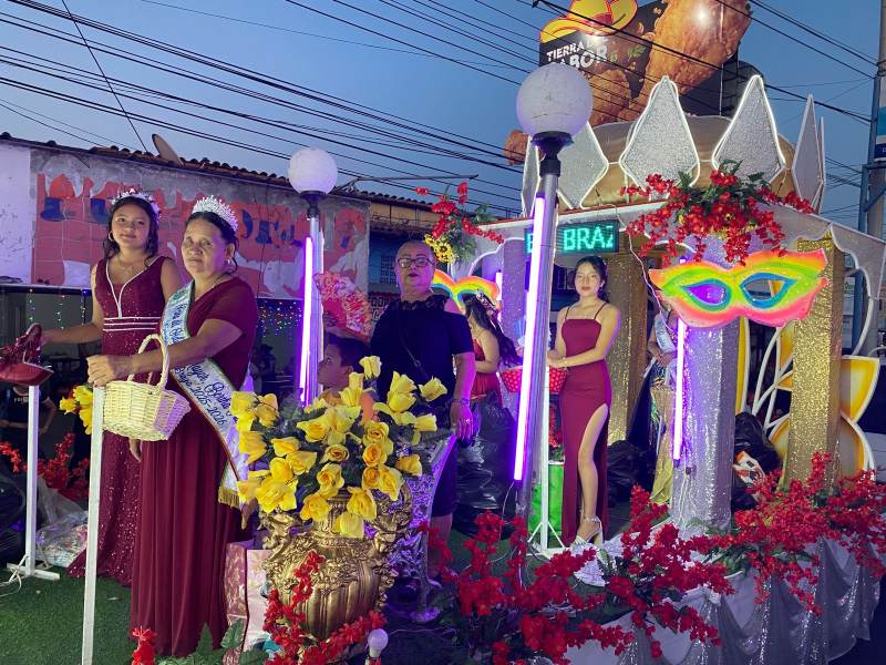 Carrozas, música y sonrisas: así se vivió la tradición en San Miguel.