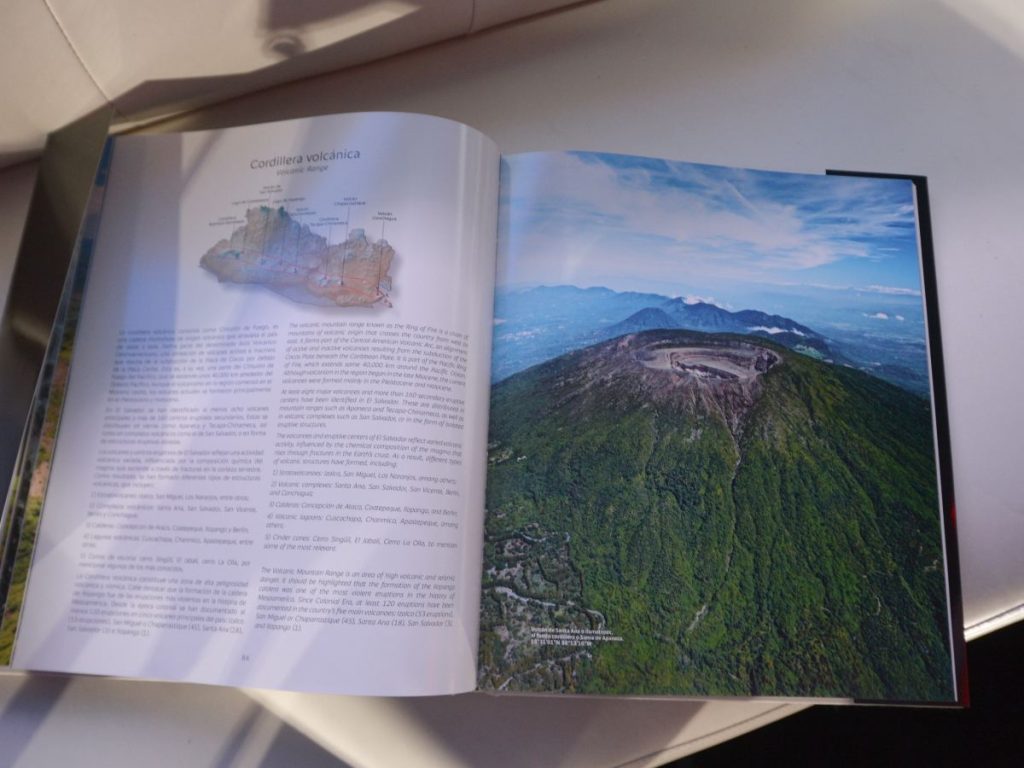 El libro El Salvador, el lenguaje de los volcanes combina ciencia, historia y arte para mostrar la energía que da forma al país.
