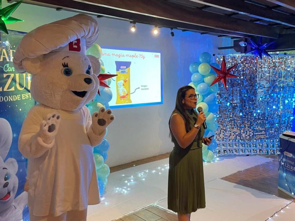 Grupo Bimbo da la bienvenida a la Navidad con su portafolio de productos navideños 2025