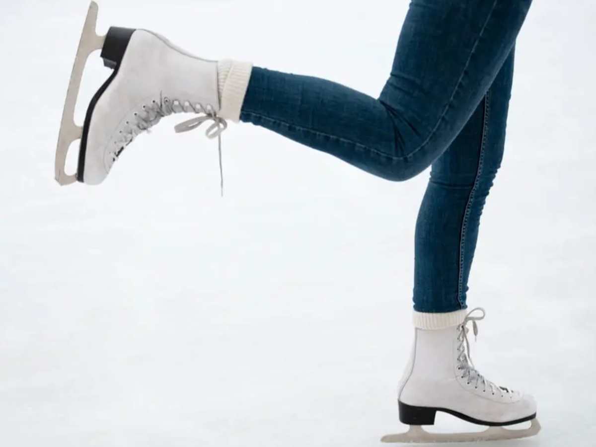 La pista de patinaje sobre hielo en Santa Tecla