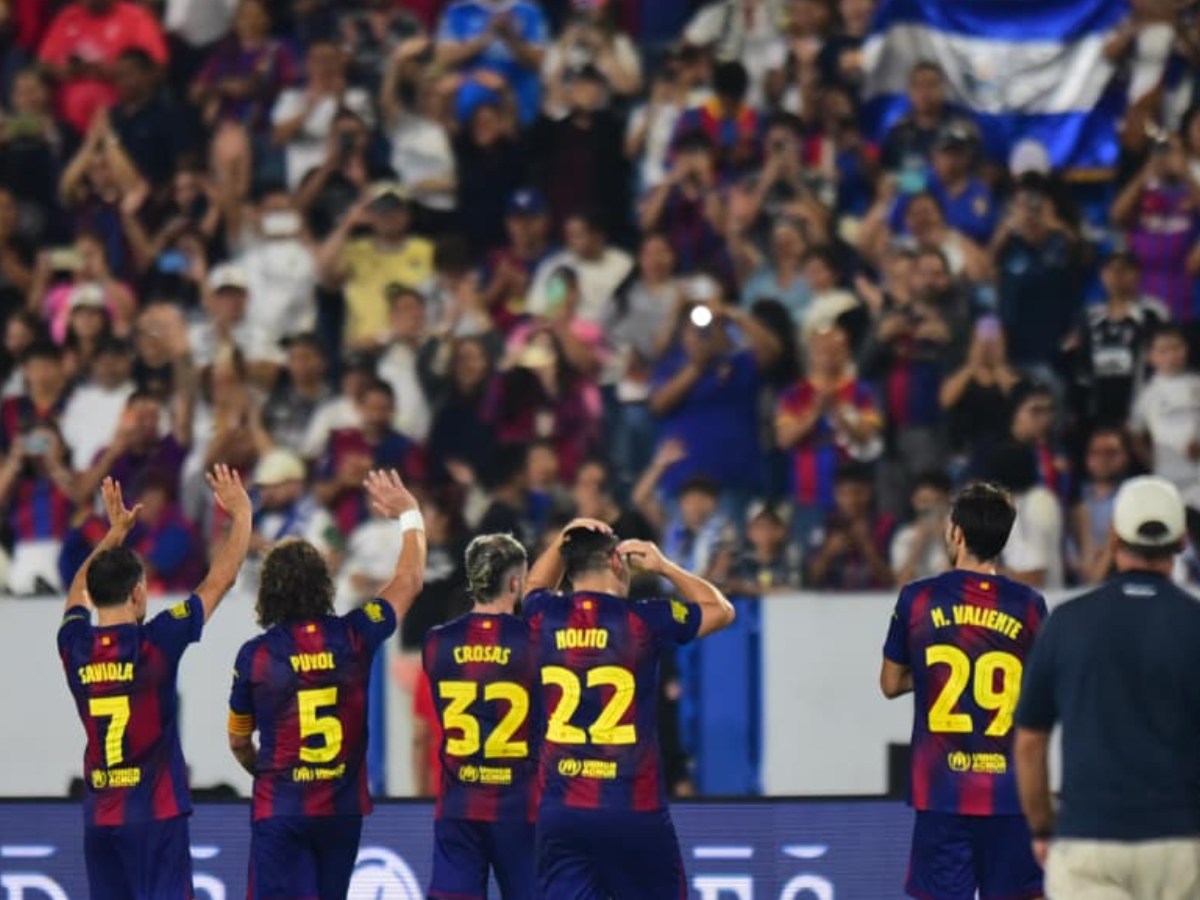 deportes-elsalvador-leyendas-real-madrid-barcelona-2025-12