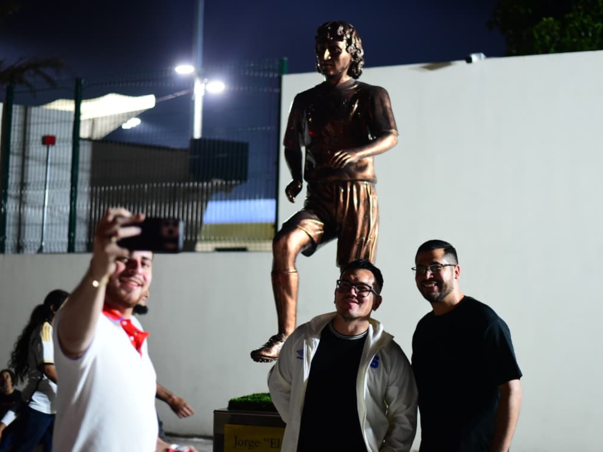 deportes-elsalvador-leyendas-real-madrid-barcelona-2025-8