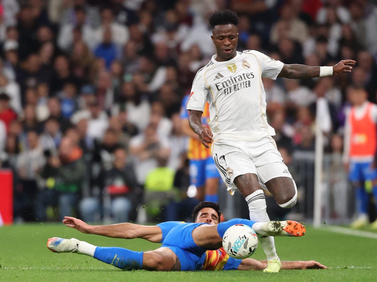 El Real Madrid se divierte ante el Valencia y se afianza en el liderato ...