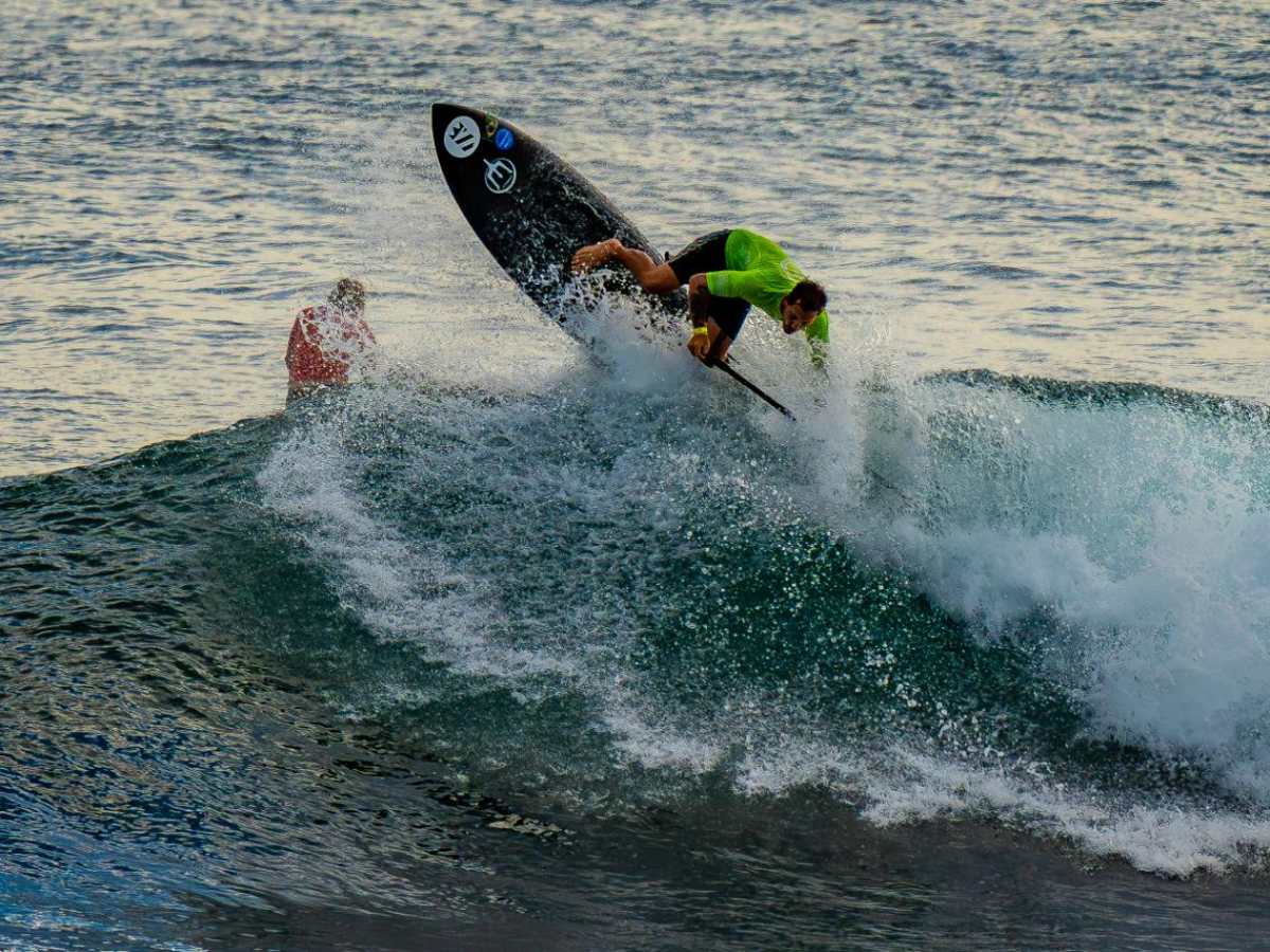 El segundo día del Surf City El Salvador ISA World SUP & Paddleboard Championship 2025 se vivió con intensidad. Foto X Secretaría de Prensa de la Presidencia