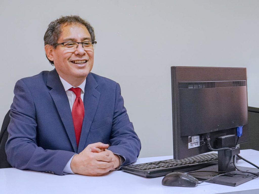 La Facultad de Postgrado de la UGB promueve una formación con enfoque global y compromiso local.