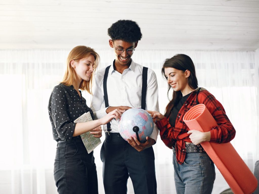 La viceministra Adriana Mira presentó ante diputados el plan de Cancillería para 2026, centrado en fortalecer la relación con la diáspora.