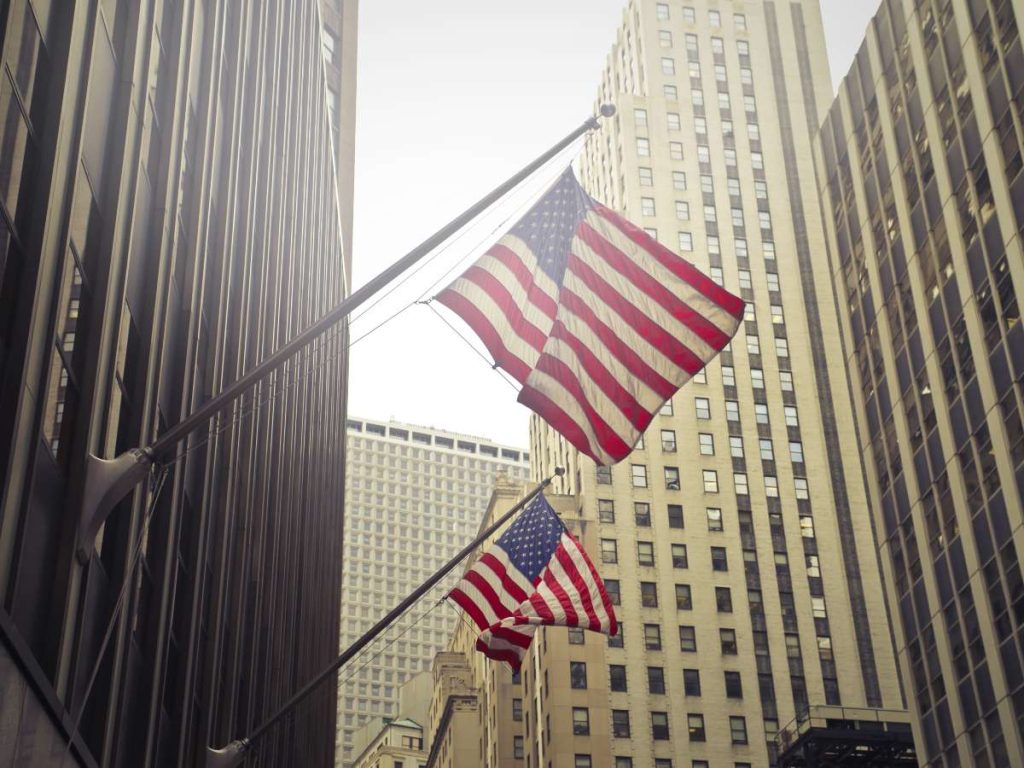 Los presidentes Donald Trump y Xi Jinping durante su encuentro en Busan, donde acordaron una tregua comercial de un año entre Estados Unidos y China.