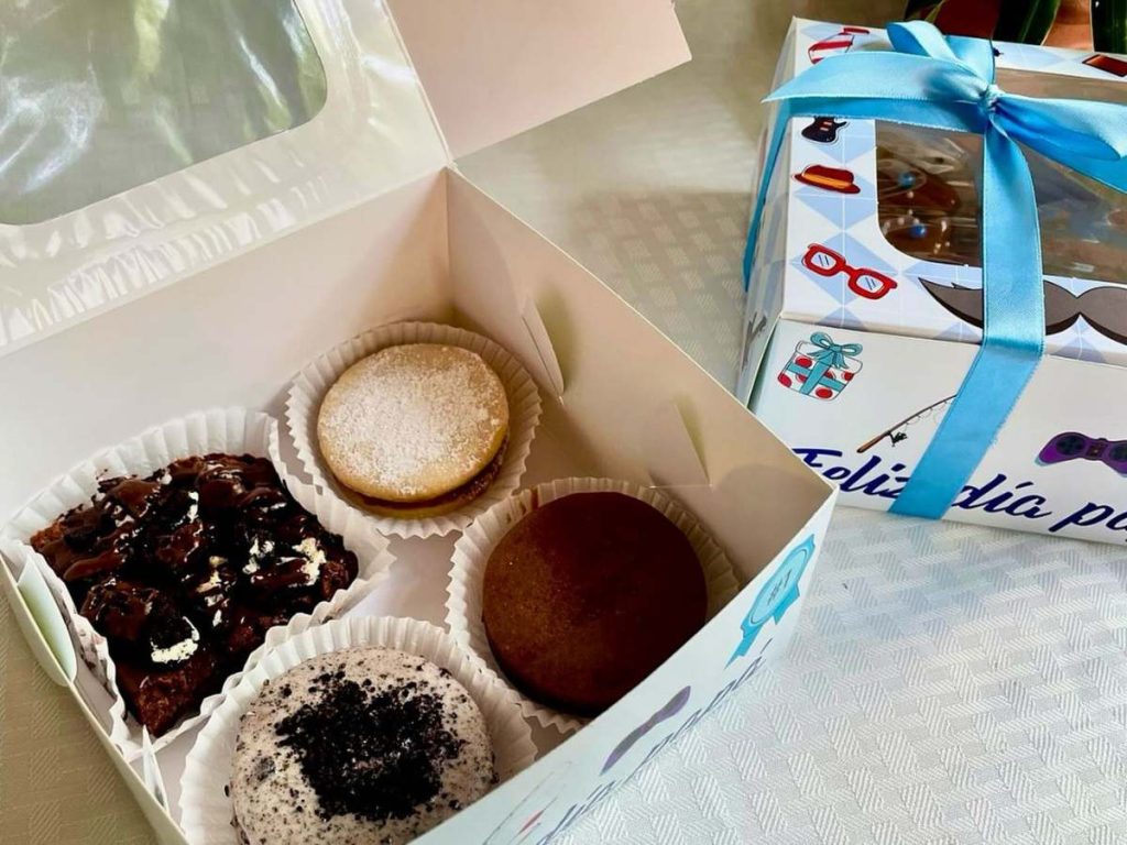 Cada empaque de SweetPop refleja el cuidado artesanal del producto, con presentaciones ideales para compartir o regalar.