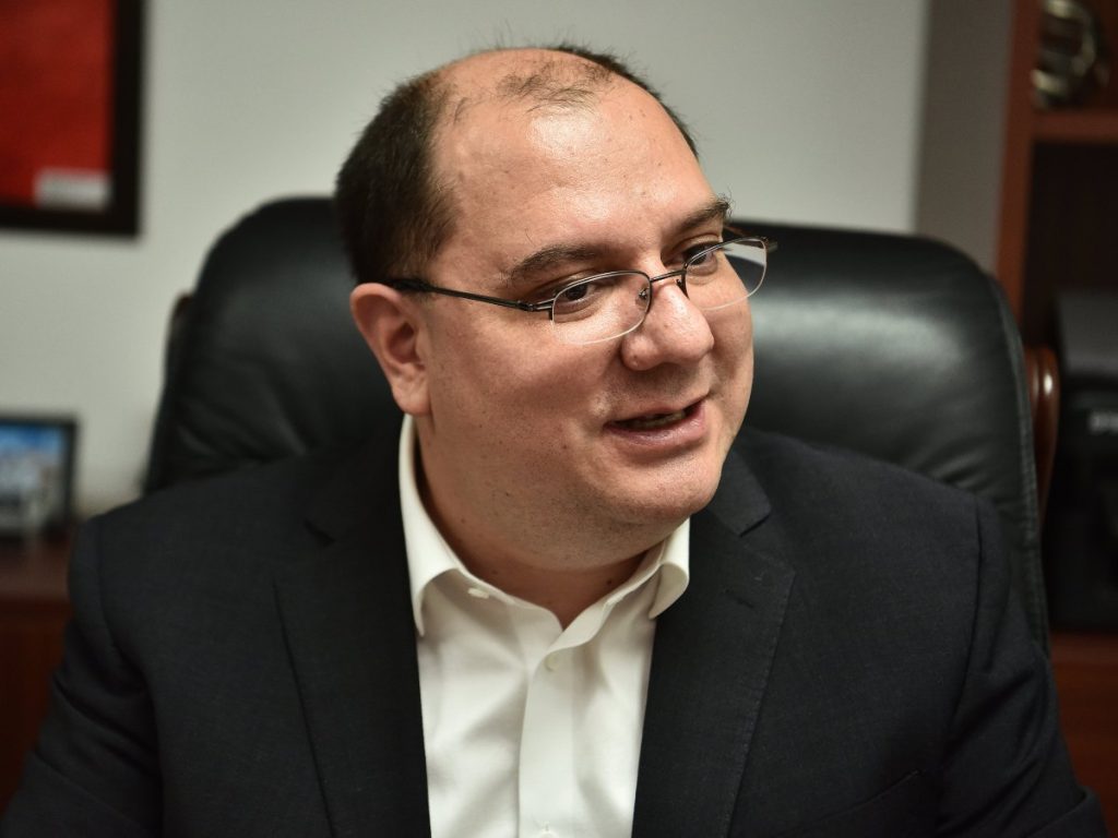 Sergio Bara, Gerente General de Grupo Infrasal, comparte la visión de la empresa como socio estratégico del sistema de salud salvadoreño.