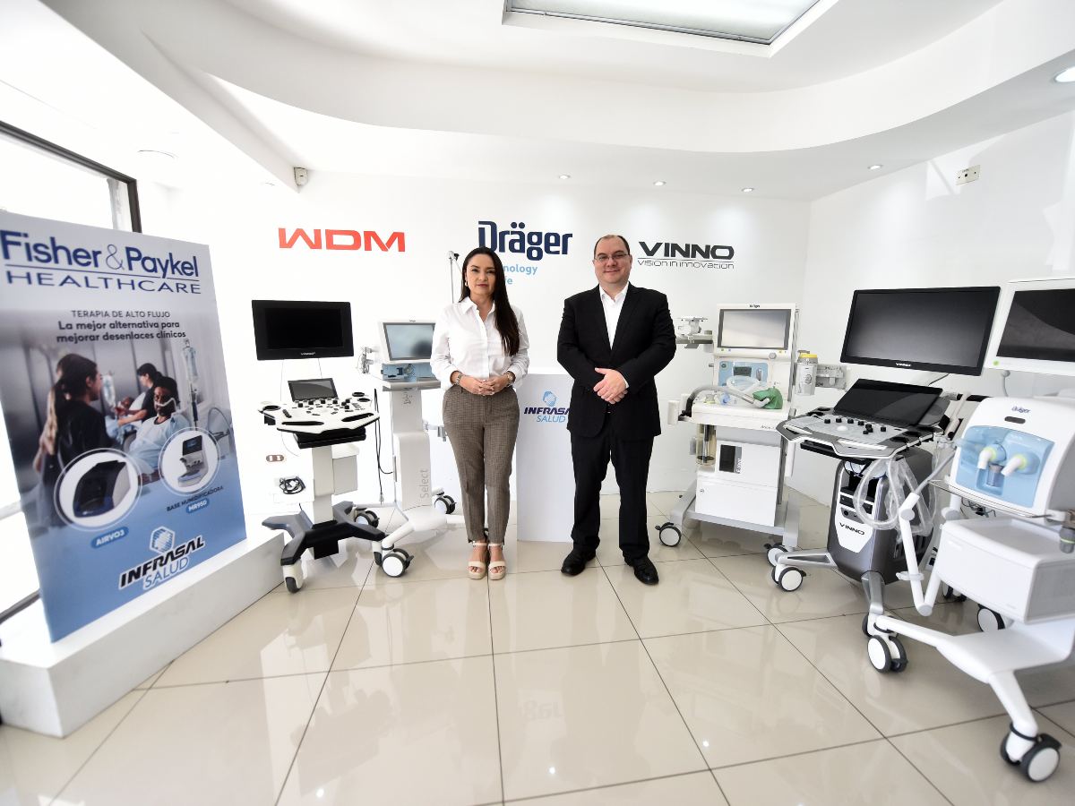 Showroom de tecnología médica Infrasal Salud, donde se exhiben equipos de las marcas líderes como Dräger, Vinno, Fisher & Paykel y Wandong.