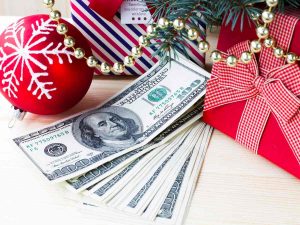 ¿Recibís remesas en Navidad? Evitá malgastarlas así