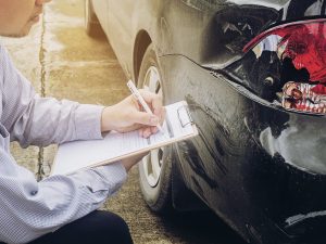 Los seguros de salud, autos e incendios fueron los que más impulsaron el avance del mercado asegurador durante 2024. Imagen/ Freepik