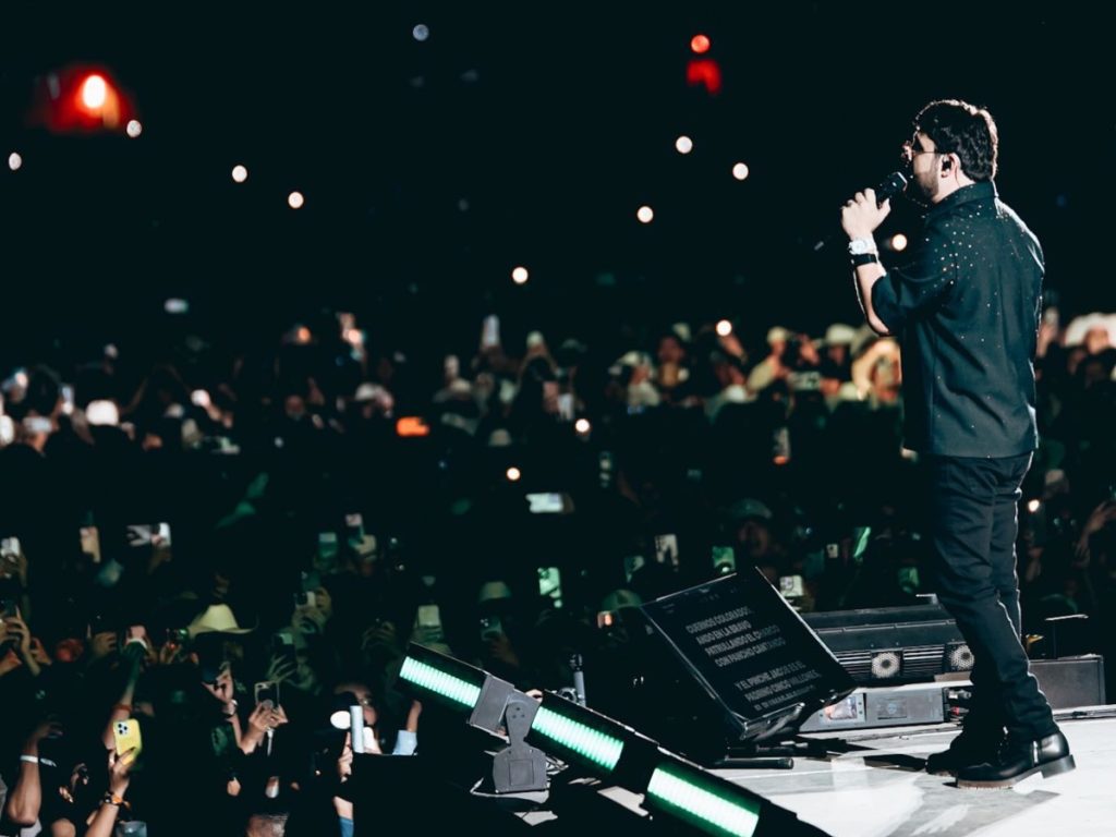 Luis R Conriquez trae la potencia de los corridos bélicos al Cuscatlán. Una fiesta intensa para fans del regional mexicano. Facebook/Luis Conriquez