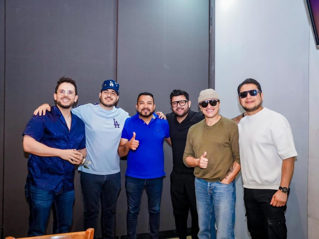 Elvis Crespo listo para dar su show en el Carnaval de San Miguel. Foto elsalvador.com