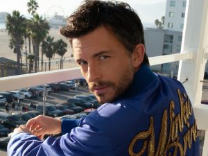 Jonathan Bailey, el hombre vivo más sexy del 2025, según People. Fotografía/ Facebook Jonathan Bailey