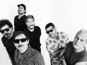 La banda salvadoreña Nativa Geranio cumple 30 años, relanza su álbum debut y anuncia un concierto especial titulado “Mudar mi piel” en Soma Plaza. Fotografía/ Cortesía