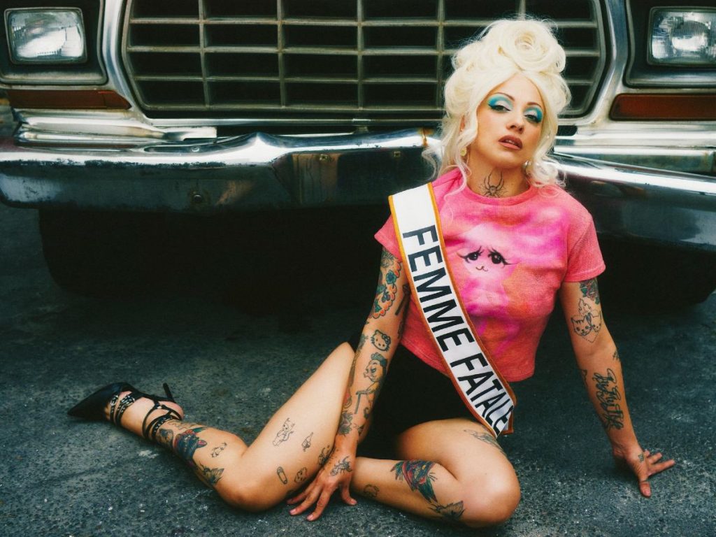 Mon Laferte regresará a El Salvador el 16 de abril de 2026 como parte de su Femme Fatale Tour, con un concierto en el Parque de Pelota Saturnino Bengoa. Fotografía/ Facebook