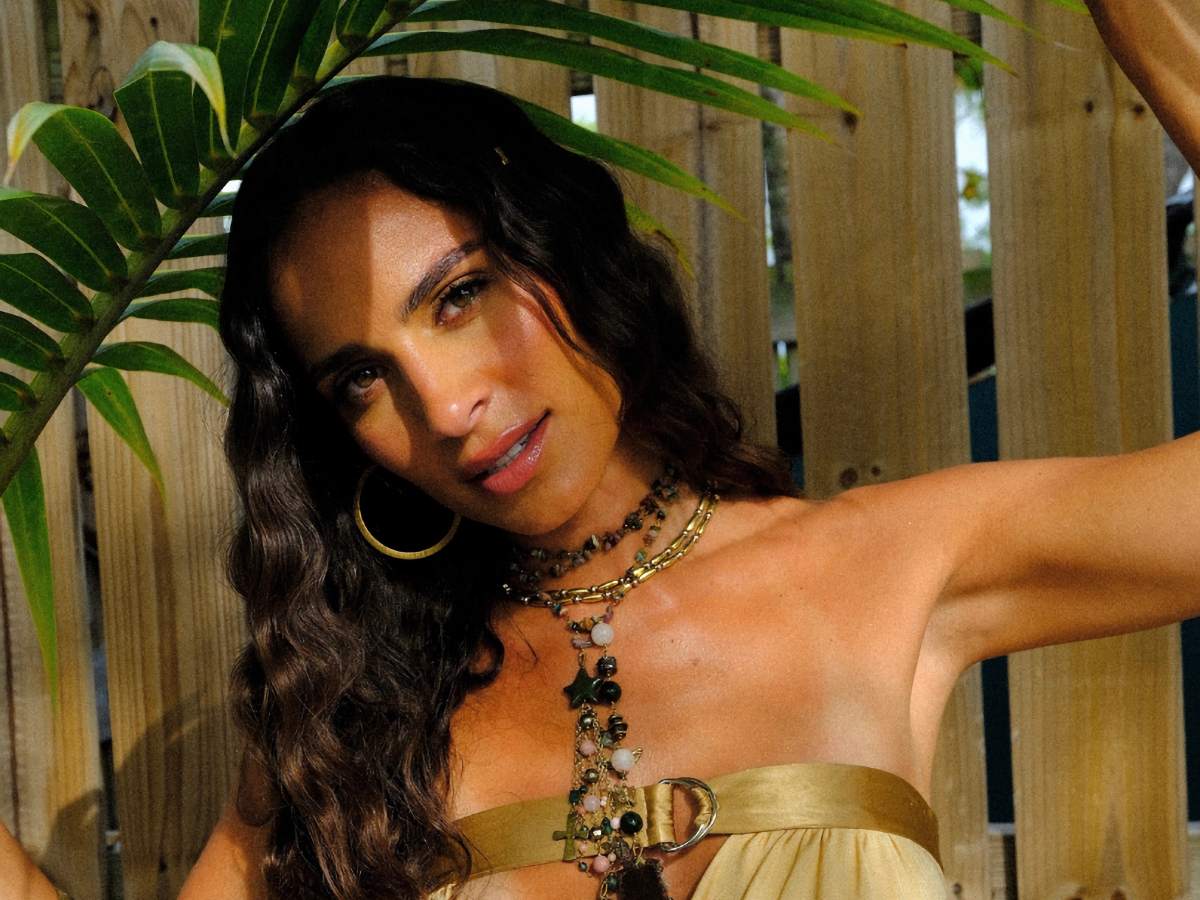 Isadora Figueroa debuta con ‘La Isla’, un álbum que mezcla alma, raíces y ritmos
