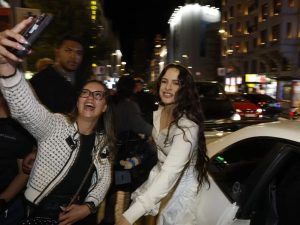 Rosalía sorprende en Callao durante la presentación de su cuarto álbum “LUX”.