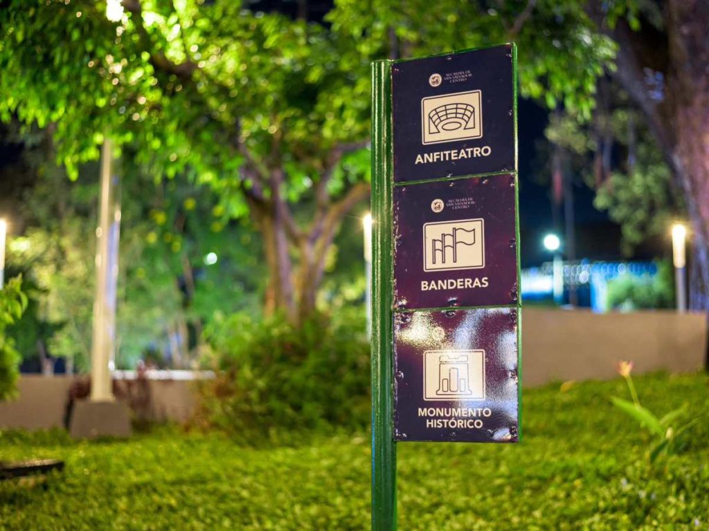 Plaza Simón Bolívar