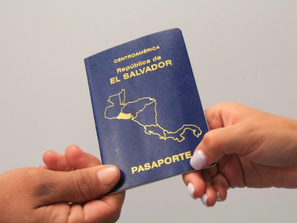 El Consulado Virtual atenderá consultas sobre direcciones, horarios y documentos necesarios a través del número 7070-1071.