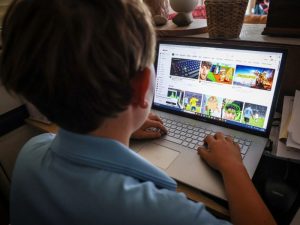 Snapchat exige verificación de edad ante ley de redes en Australia