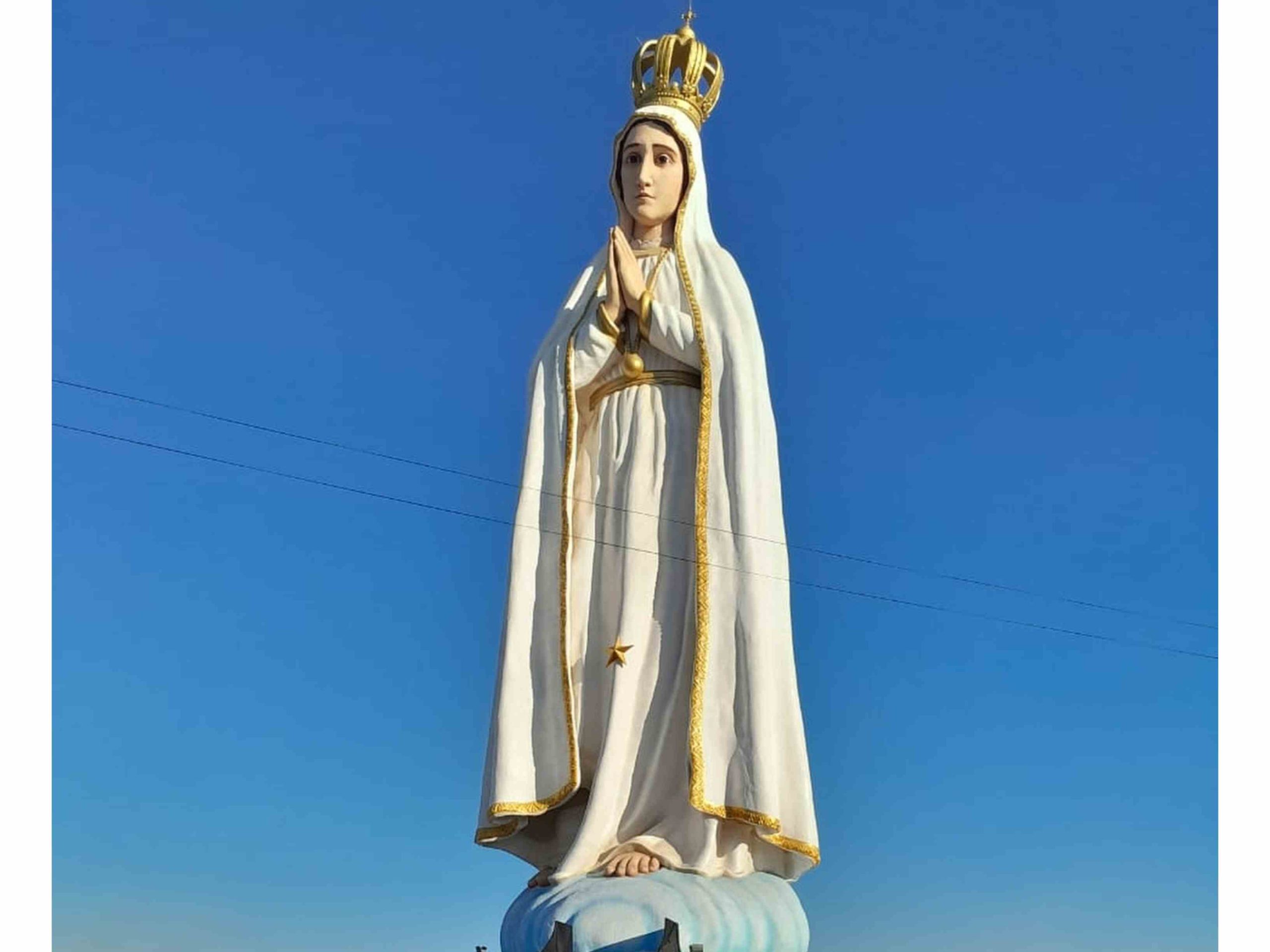 La nueva estatua de Nuestra Señora de Fátima, de 54 metros, se alza en Crato como el monumento mariano más grande del mundo.