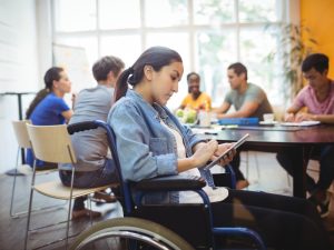 Menos del 1 % de estudiantes con discapacidad llega a la universidad