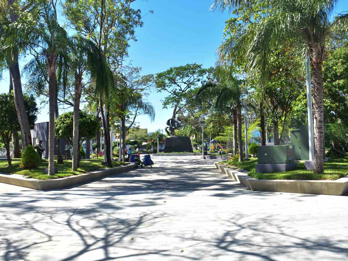 noticias-plaza-simon-bolivar (5) (1)