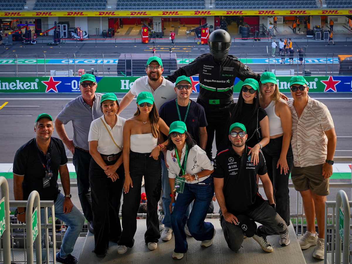 Clientes vivieron la emoción del Gran Premio de México 2025, celebrando 10 años de Experiencias Promerica con acceso exclusivo y momentos inolvidables.