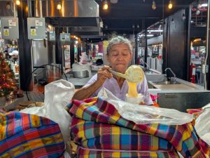 Leche poleada Mercado San Miguelito