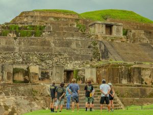 Parque Arqueológico Tazumal.