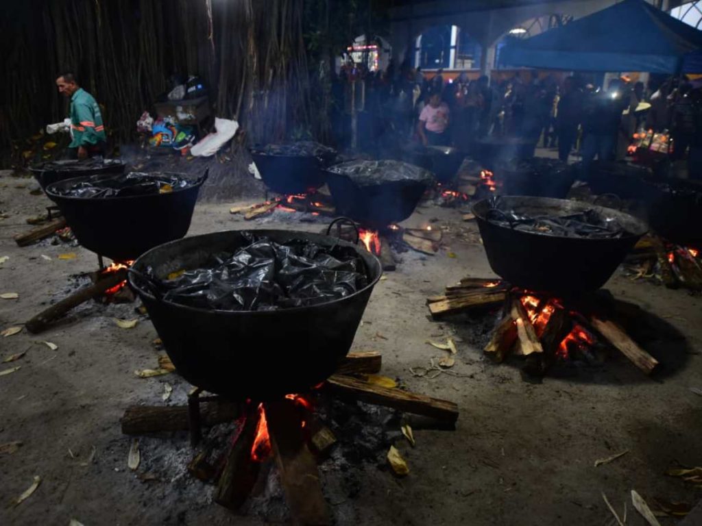 Así se vive el festival de la Calabiuza en Tonacatepeque. Foto Emerson Del Cid