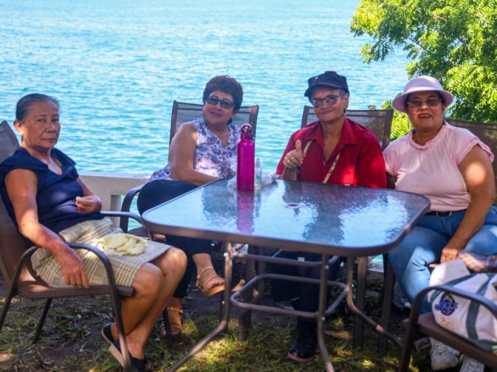 Los visitantes pueden llevar sus propios alimentos, pero también encontrarán variedad de comidas dentro del rancho.