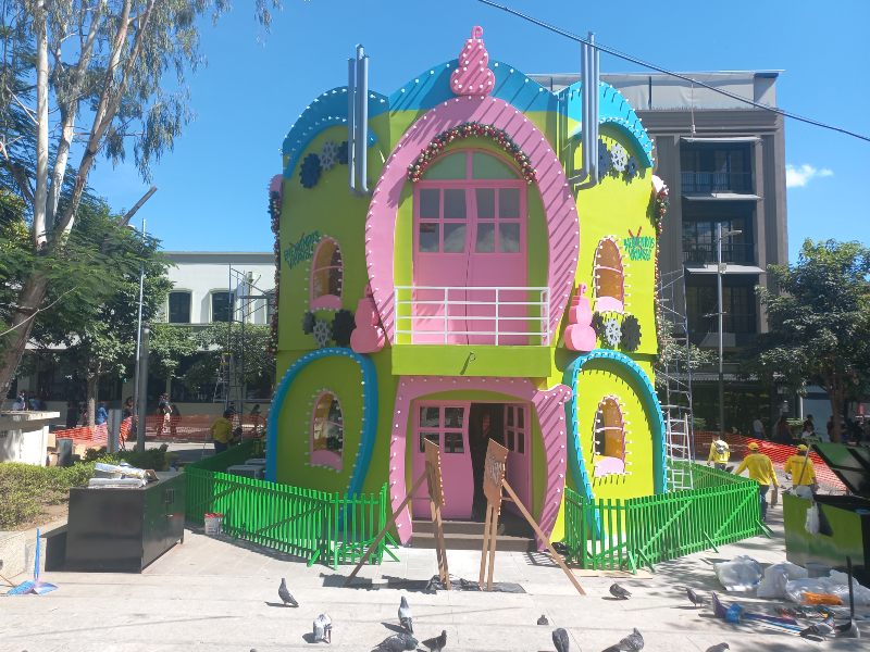 turismo-navidad-casa grinch 02