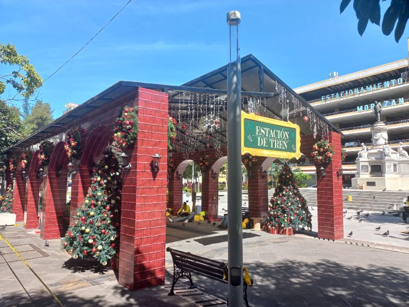 turismo-navidad-estacion de trenes plaza morazan