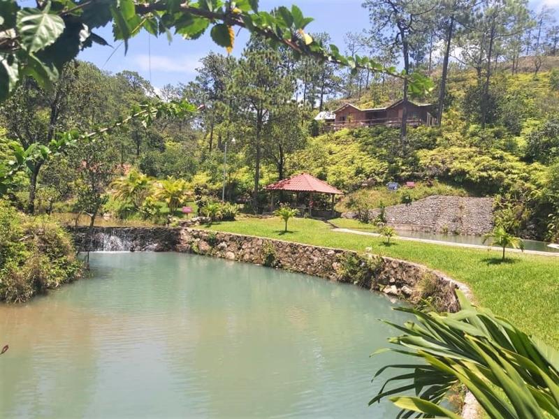 Las actividades como paseos a caballo y talleres agrícolas acercan al visitante a la vida rural salvadoreña.