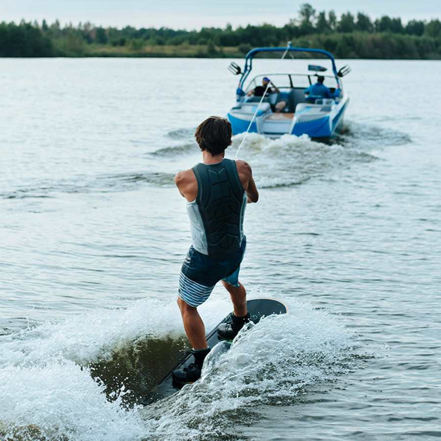 Wakes Lago de Coatepeque