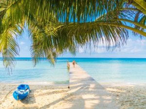 Con la TVR, los salvadoreños pueden visitar destinos turísticos como Cancún, Mérida, Bacalar o Palenque. Foto/ Freepik