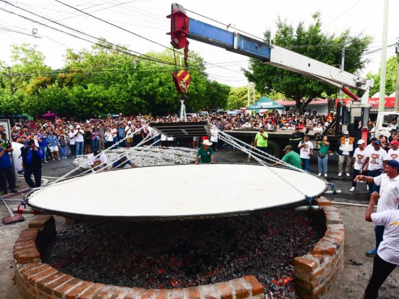 turismo-sabores-de-el-salvador-pupusa-mas-grande-08